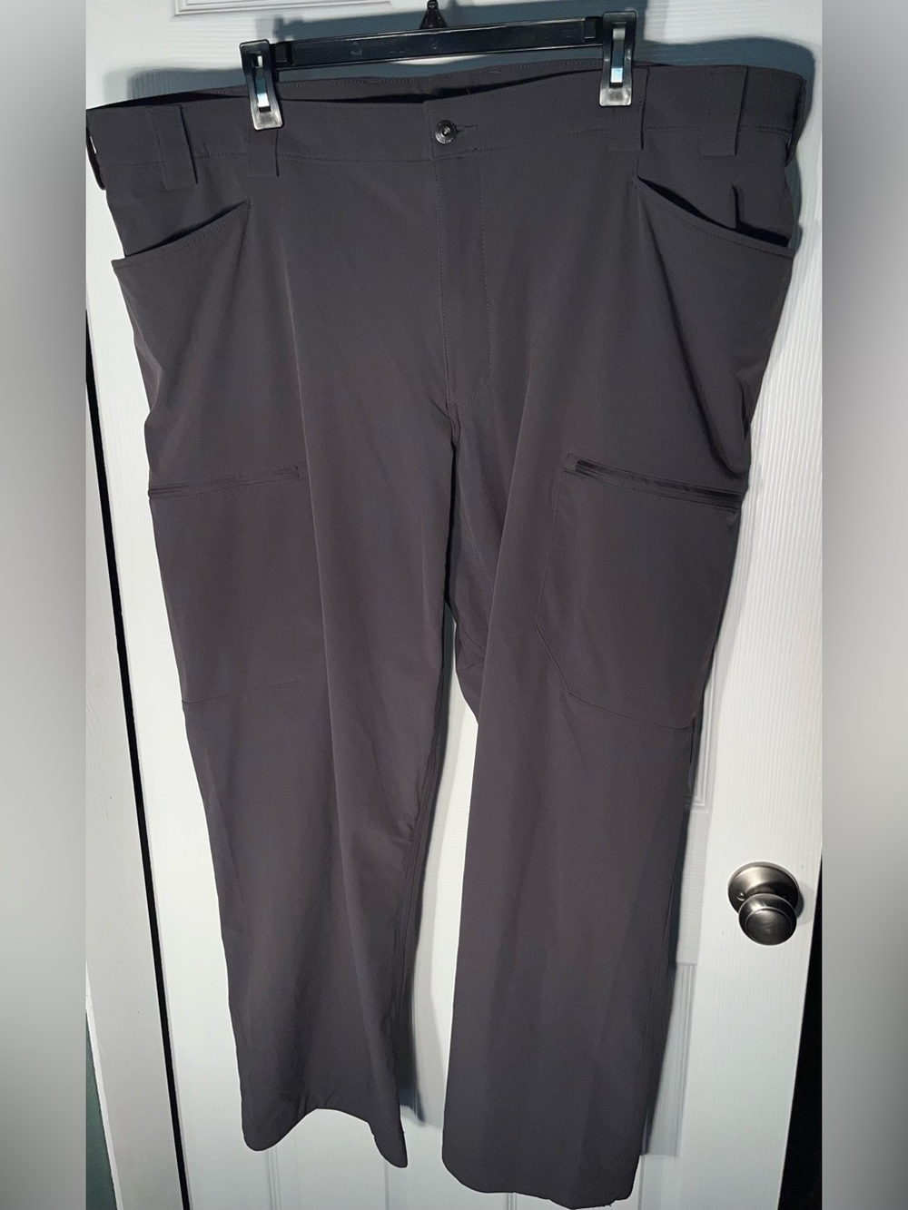 Duluth Trading Co Men’s Flexpedition Relaxed Fit Cargo Pants Gray 44 x 30 Nylon